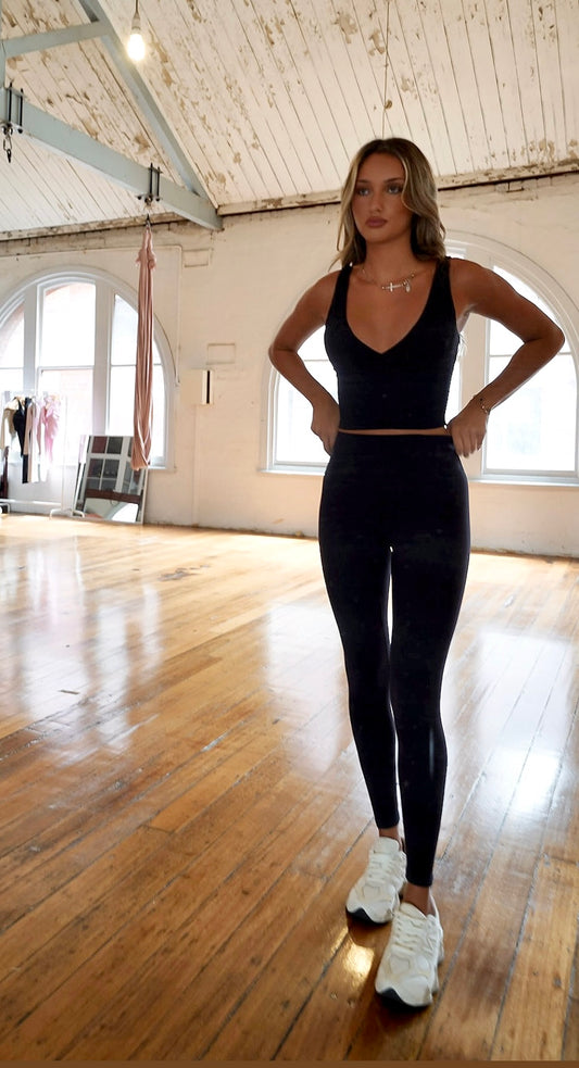 The Bree Midi V-Neck Tank - Black