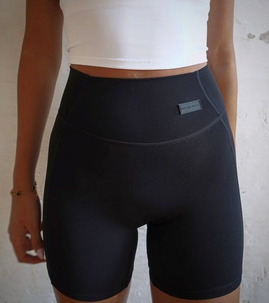 Hayley High Waisted Midi Short - Black