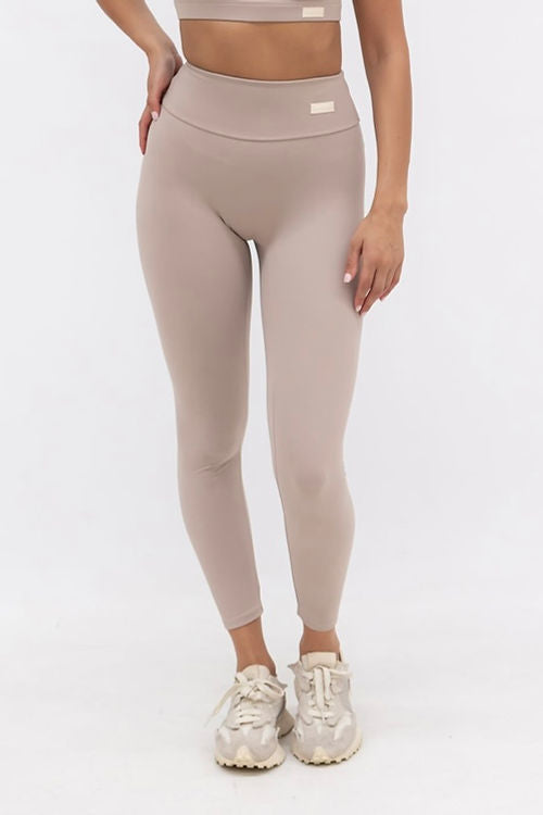 Mia Smooth Scrunch Bum