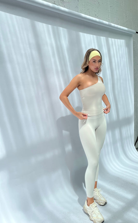 Pia Invisible Scrunch Bum Legging - Cream