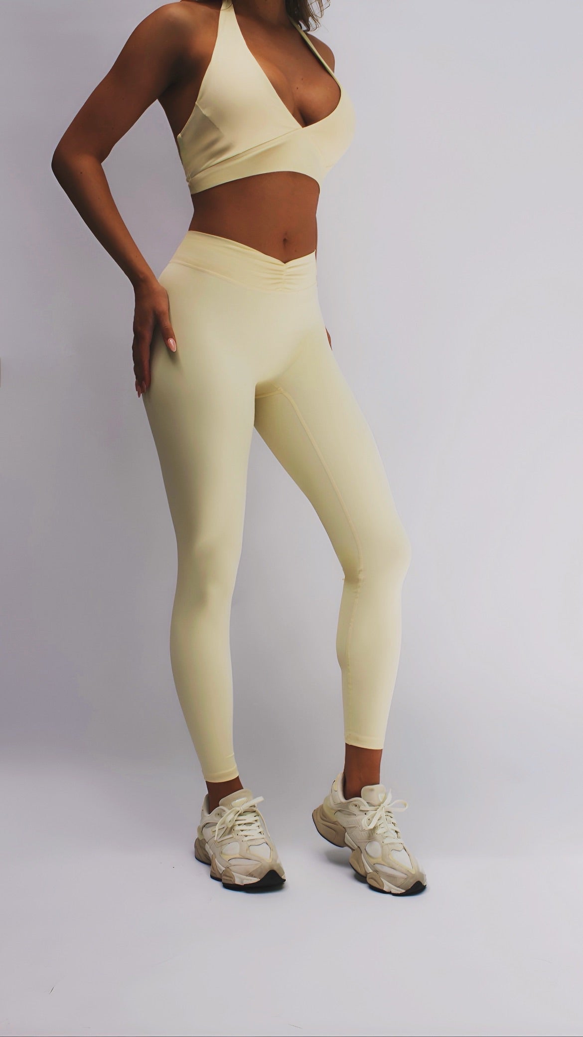 Layla Front Scrunch Legging - Baby Lemonade