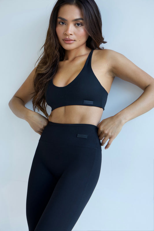 Ayla Twist-Back Crop - Black